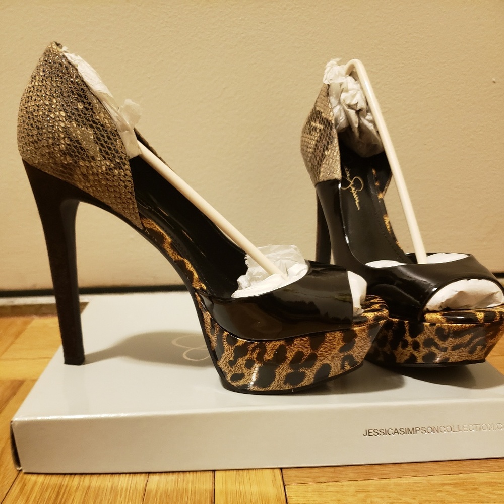 Jessica Simpson Peep toe heels